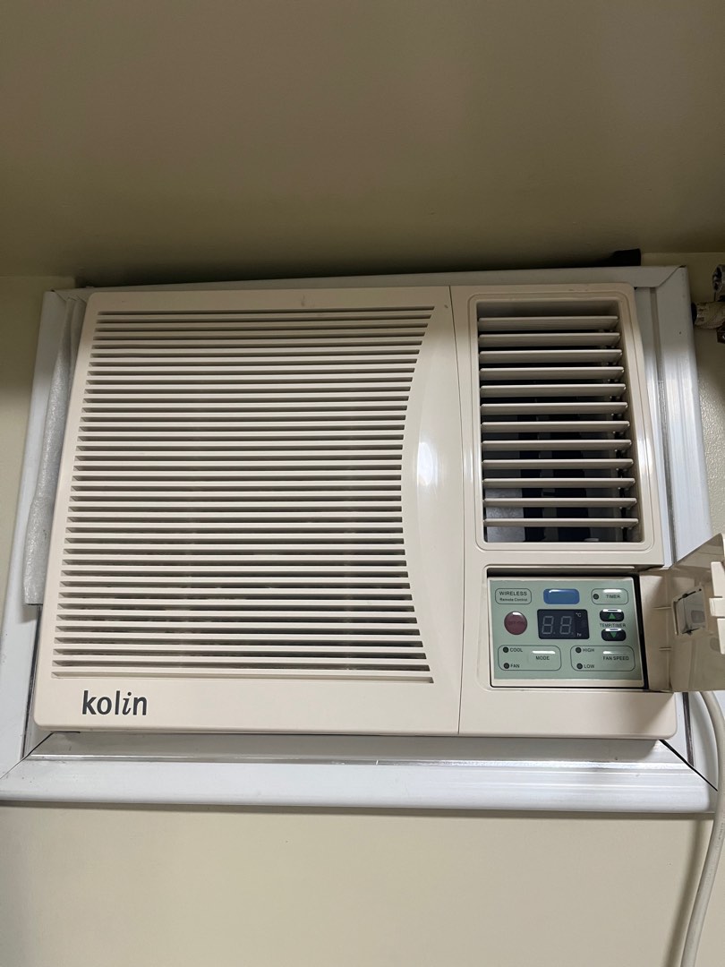 Kolin Aircondition 1HP window type with remote control, TV & Home