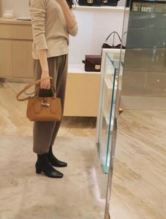 （分類：）位於 。 由 rossjane_smith 提交（商品編號 1209923700，圖片 1）。簡介： 。