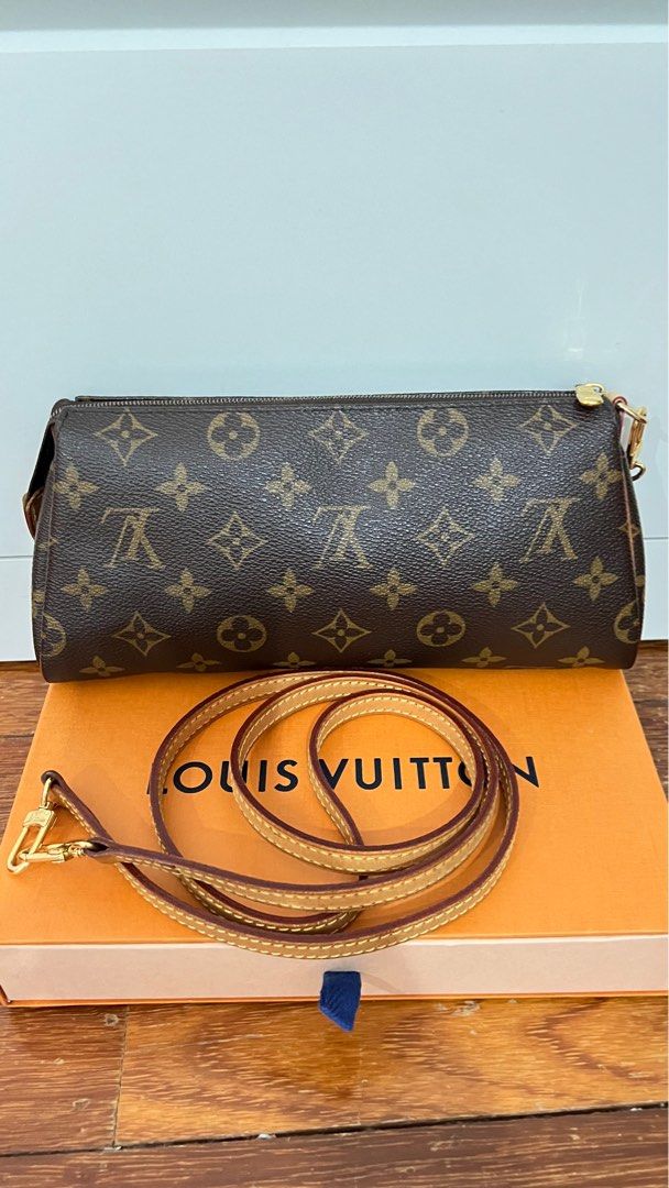 Louis Vuitton Eva Clutch (Discontinued) : Details & Close Up Look
