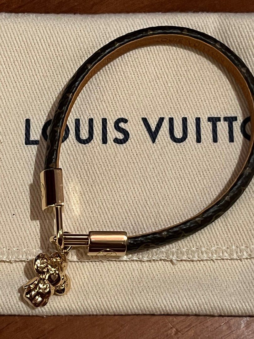 Authentic LOUIS VUITTON Monogram Brassle Vivienne 19 M6773E