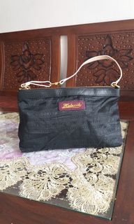 (Kategori: ) berada di . Dikirim oleh phipah (ID iklan 1214221975, Gambar 1). Deskripsi: .