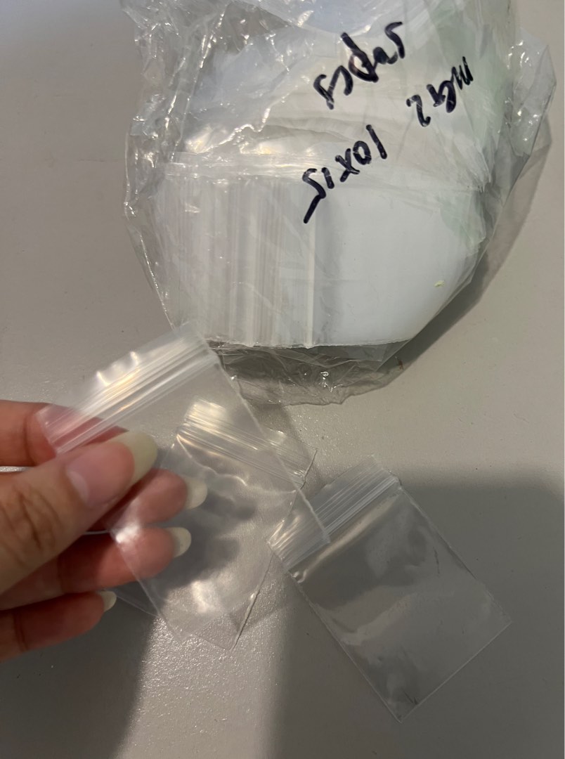 Mini plastic sales ziplock bags