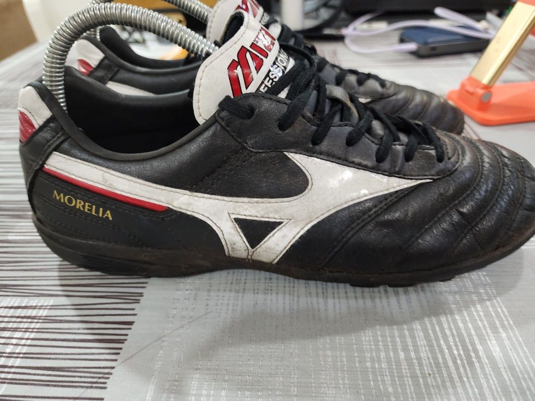 Mizuno morelia store turf shoes