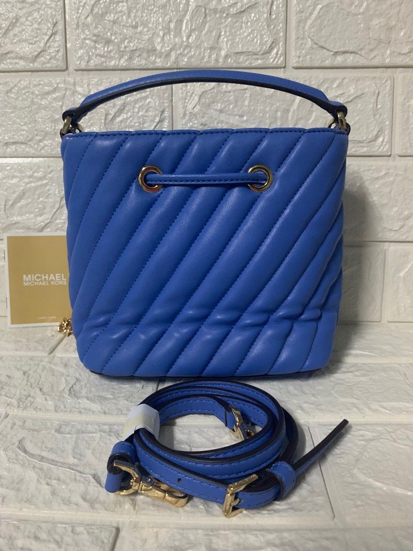 MICHAEL KORS SURI BUCKET IN MONO BLUE, Luxury, Bags & Wallets on Carousell