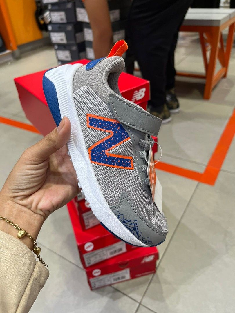 new balance 545