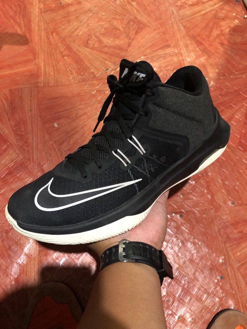 Nike Air Versatile II 'Black cm), Men's Fashion, Footwear, Sneakers on Carousell