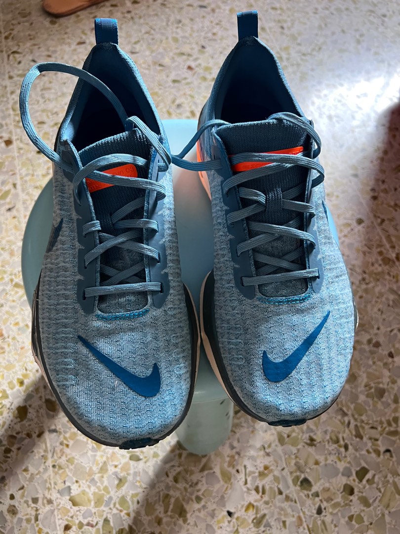 zoomx invincible nike