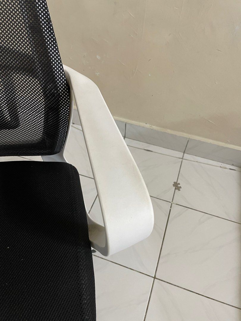 Office game chair mesh style ergonomic OC011, Furniture & Home Living