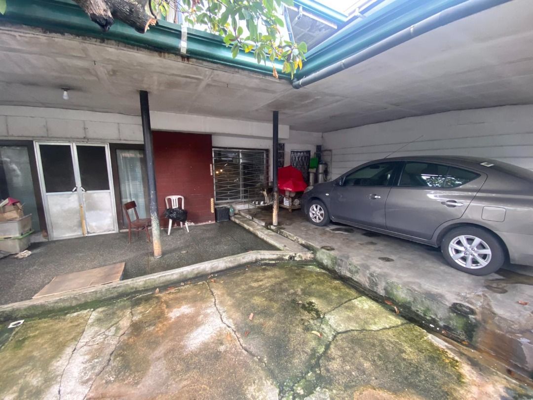 OLD HOUSE AND LOT FOR SALE IN BRGY. E. RODRIGUEZ CUBAO QUEZON CITY 23M