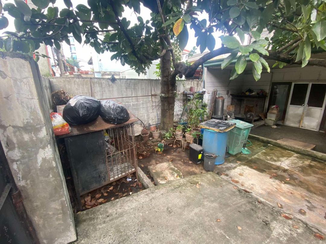 OLD HOUSE AND LOT FOR SALE IN BRGY. E. RODRIGUEZ CUBAO QUEZON CITY 23M