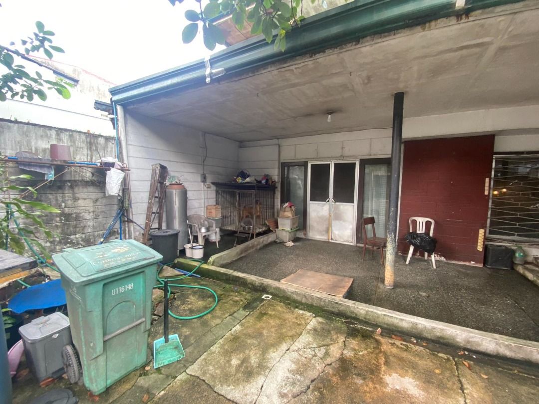 OLD HOUSE AND LOT FOR SALE IN BRGY. E. RODRIGUEZ CUBAO QUEZON CITY 23M
