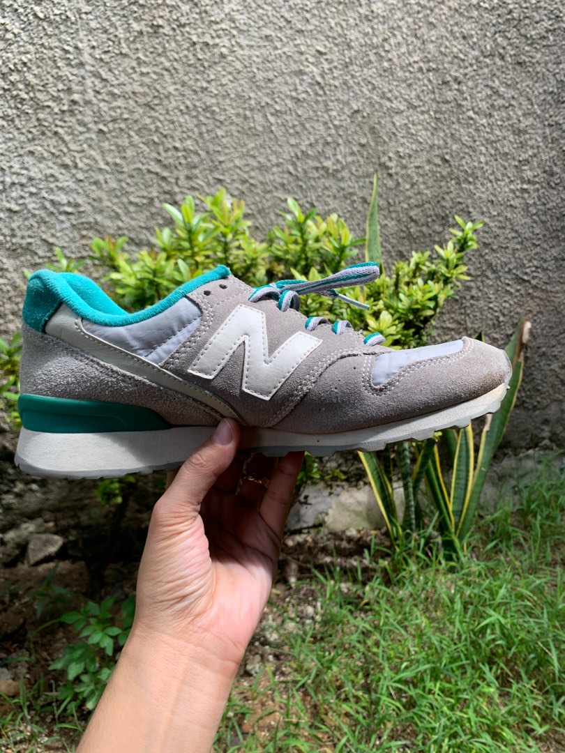 Open for Swap New Balance 996 Running Shoes Model No. 996 CL