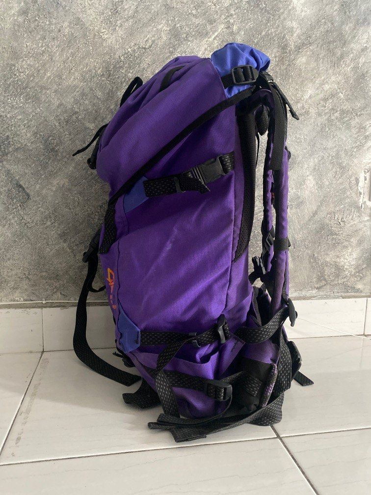 Original Karrimor Alpiniste 45 10 Men s Fashion Bags Backpacks on Carousell
