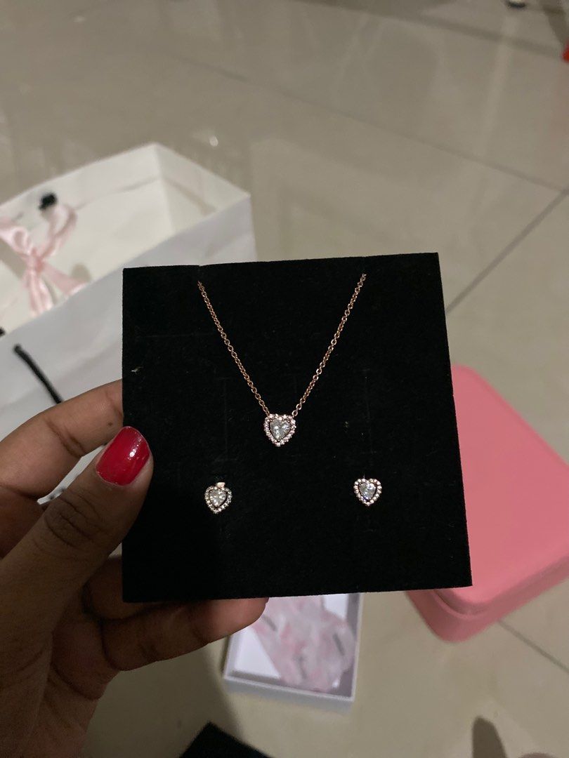 Pandora gift hotsell sets 2021