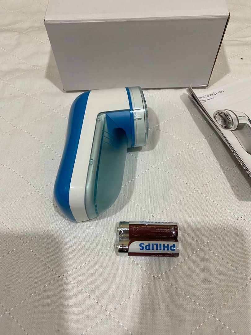 Philips Lint Remover, Women's Fashion, Watches & Accessories, Other