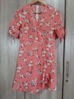 (Category: ) located in . Submitted by preloved_hulya (Listing ID 1214232520, Image 1). Description: .