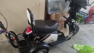 (Category: ) located in . Submitted by ammarket (Listing ID 1214239688, Image 1). Description: .