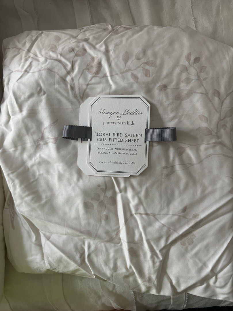 Monique lhuillier crib 2025 skirt
