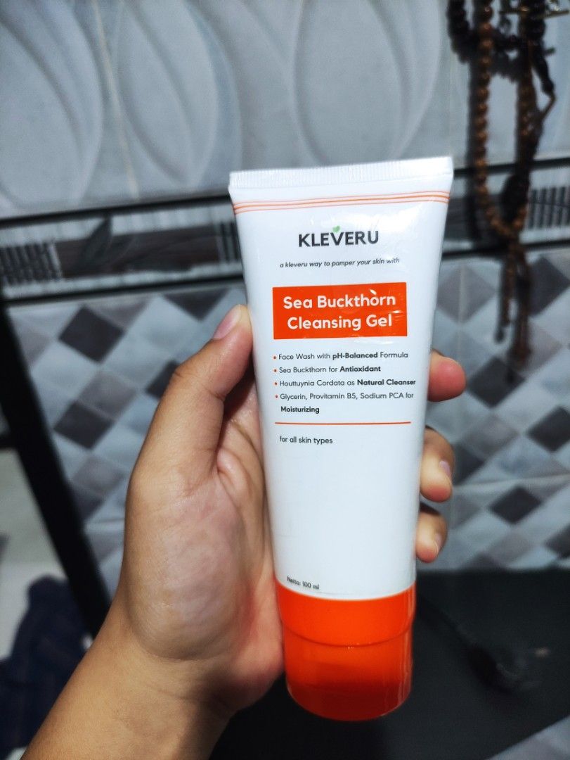 [PRELOVED] KLEVERU Sea Buckthorn Cleansing Gel (Face Wash) 100 ml