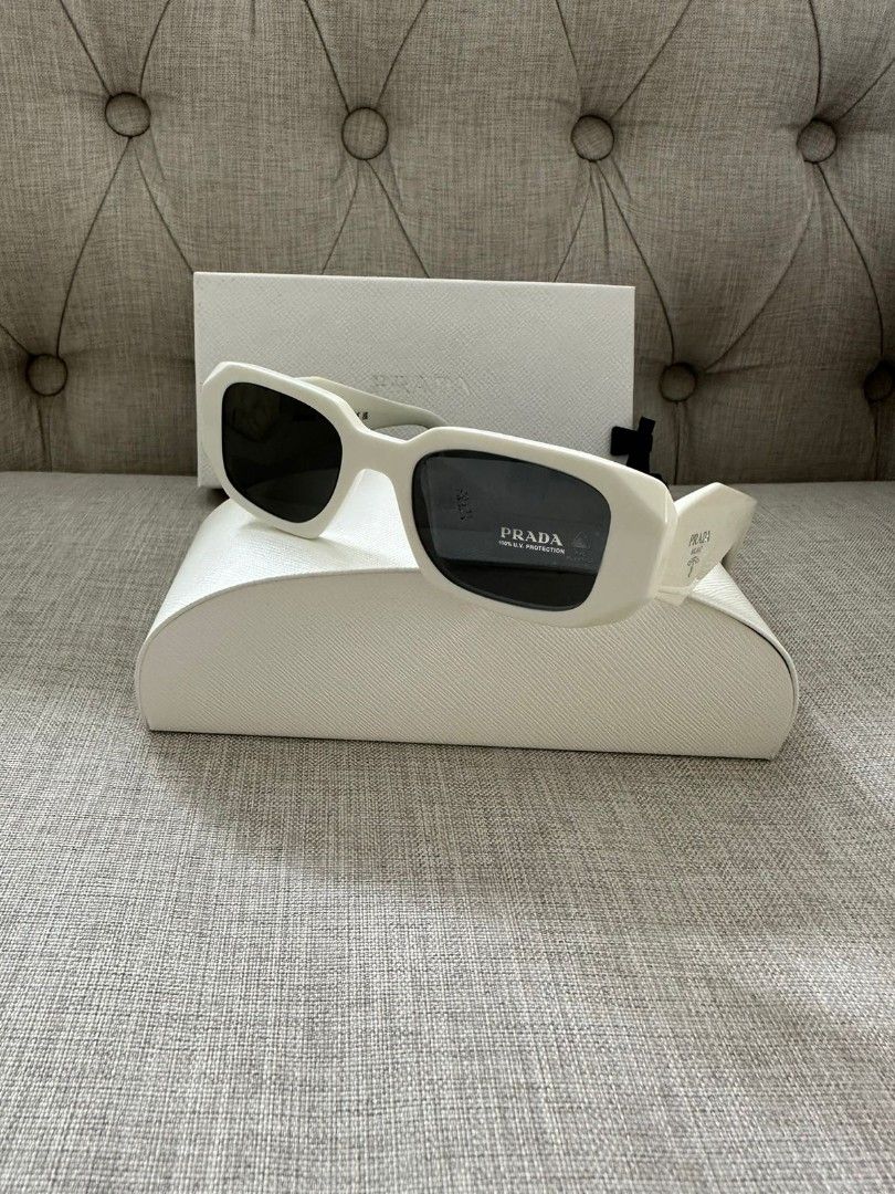 Ready New Prada symbole sunglasses white complete box, Barang Mewah,  Aksesoris di Carousell