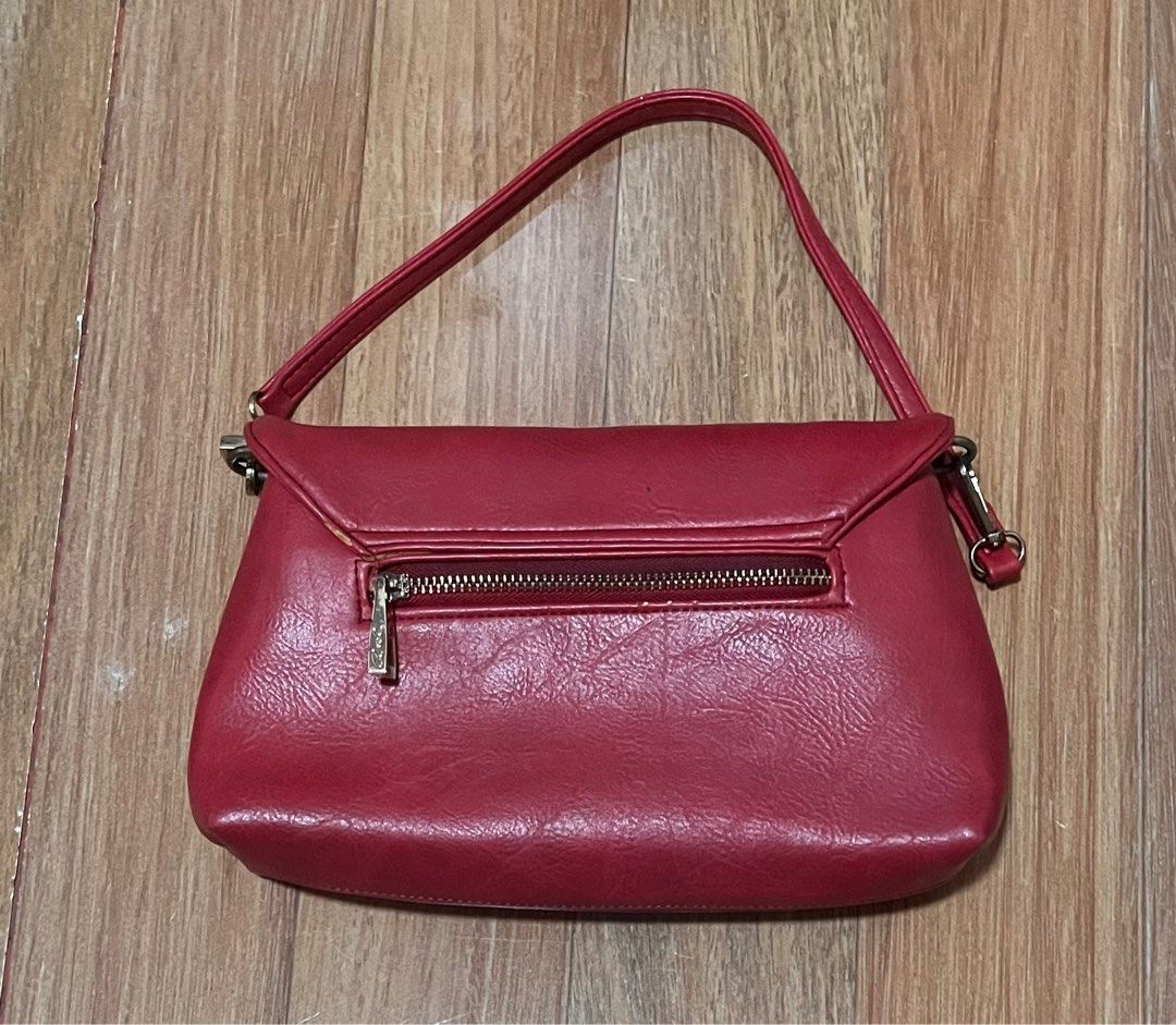 Red kili kili Bag, Women's Fashion, Bags & Wallets, Shoulder Bags on ...