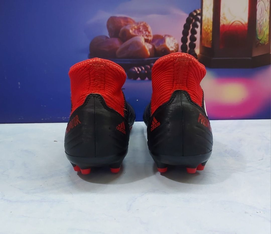Adidas predator store 18.3 43