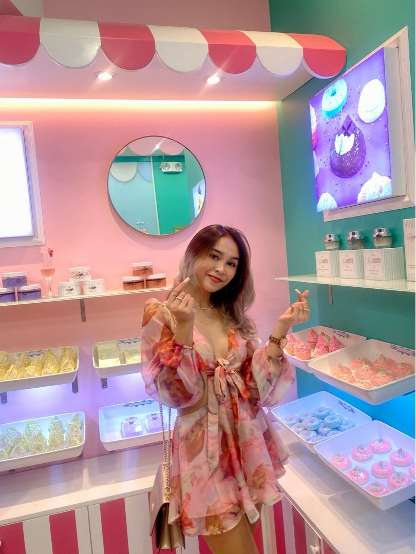 SHEIN petite floral backless tie front jumpsuit (Category: Dresses) located in Dasmarinas. Submitted by aesth_13 (Listing ID 1214312502, Image 3). Description: Used once in an event!.