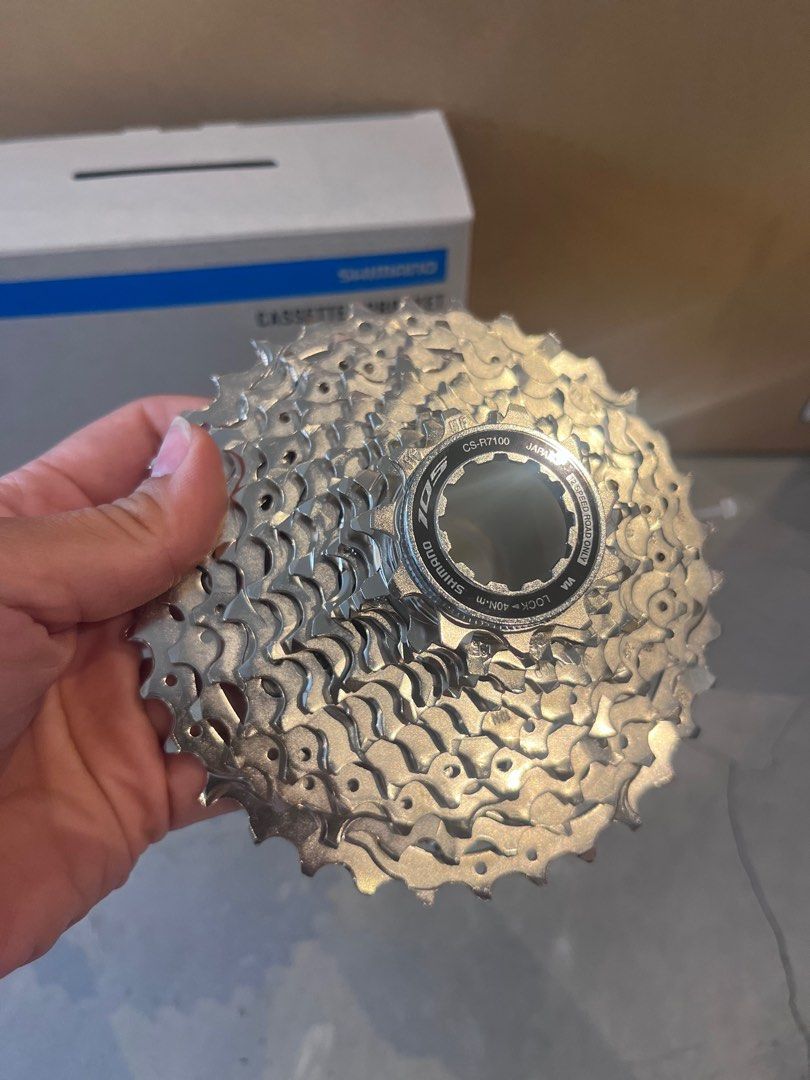 Shimano Cassettes 10 Speeds Shimano 105 R7100 12-Speed Cassette