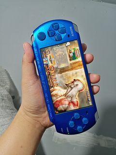 SONY PSP 3000 SLIM 🦋🌺
16gb 43 Games 🌟