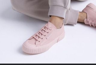 Brand New Louis Vuitton Sneaker Time Out Rose Clair. Louis vuitton womens  White pink sneakers PRE ORDER, Women's Fashion, Footwear, Sneakers on  Carousell