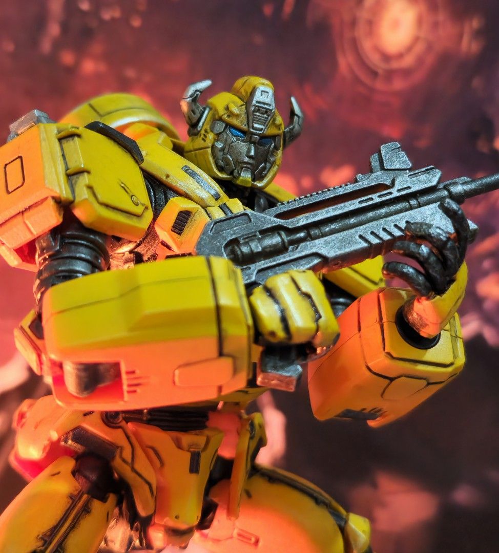 Three Zero Bumblebee MDLX Transformers Bumblebee, Hobbies & Toys, Toys