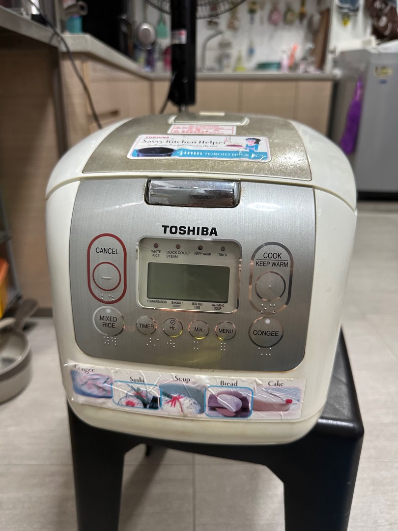 Toshiba rice cooker, TV & Home Appliances, Kitchen Appliances, Cookers