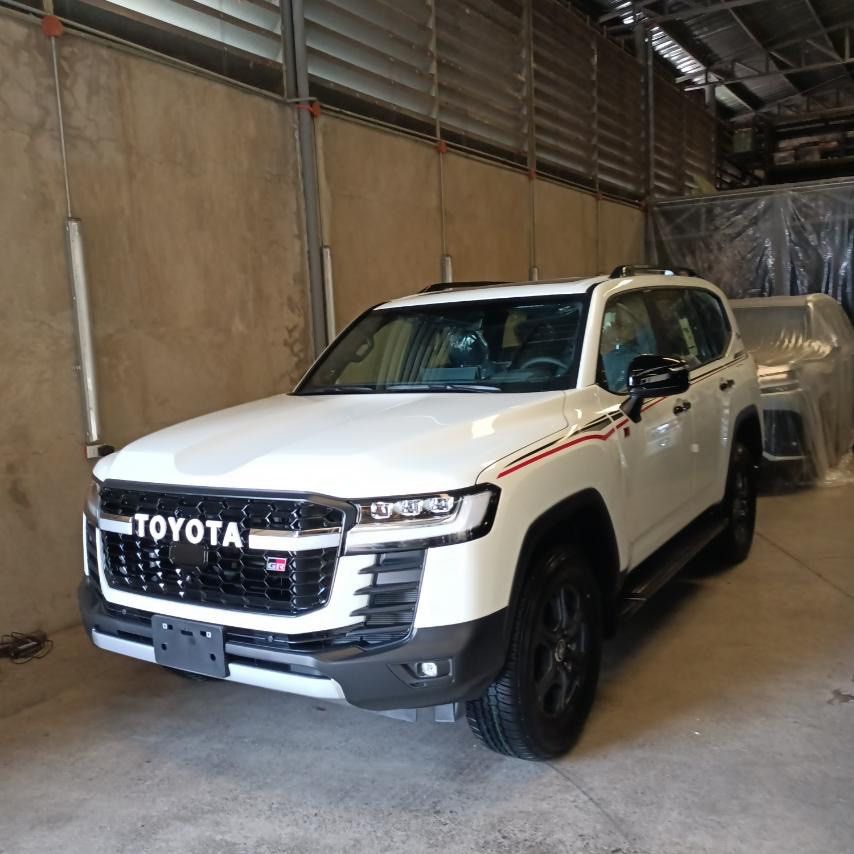 Toyota Land Cruiser LC 300 LC300 GR DIESEL Auto, Cars for Sale, New ...