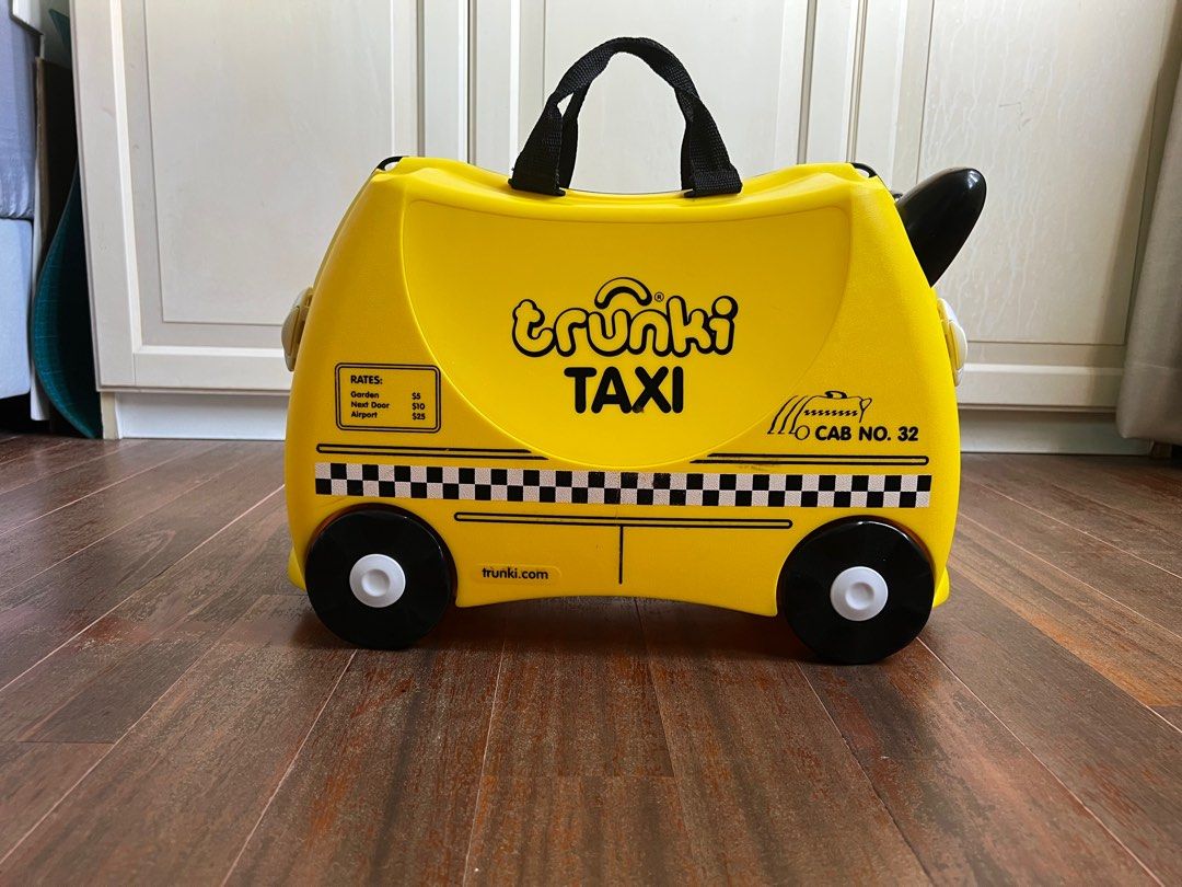 Trunki Taxi Ride on Luggage for Kids Babies Kids Going Out