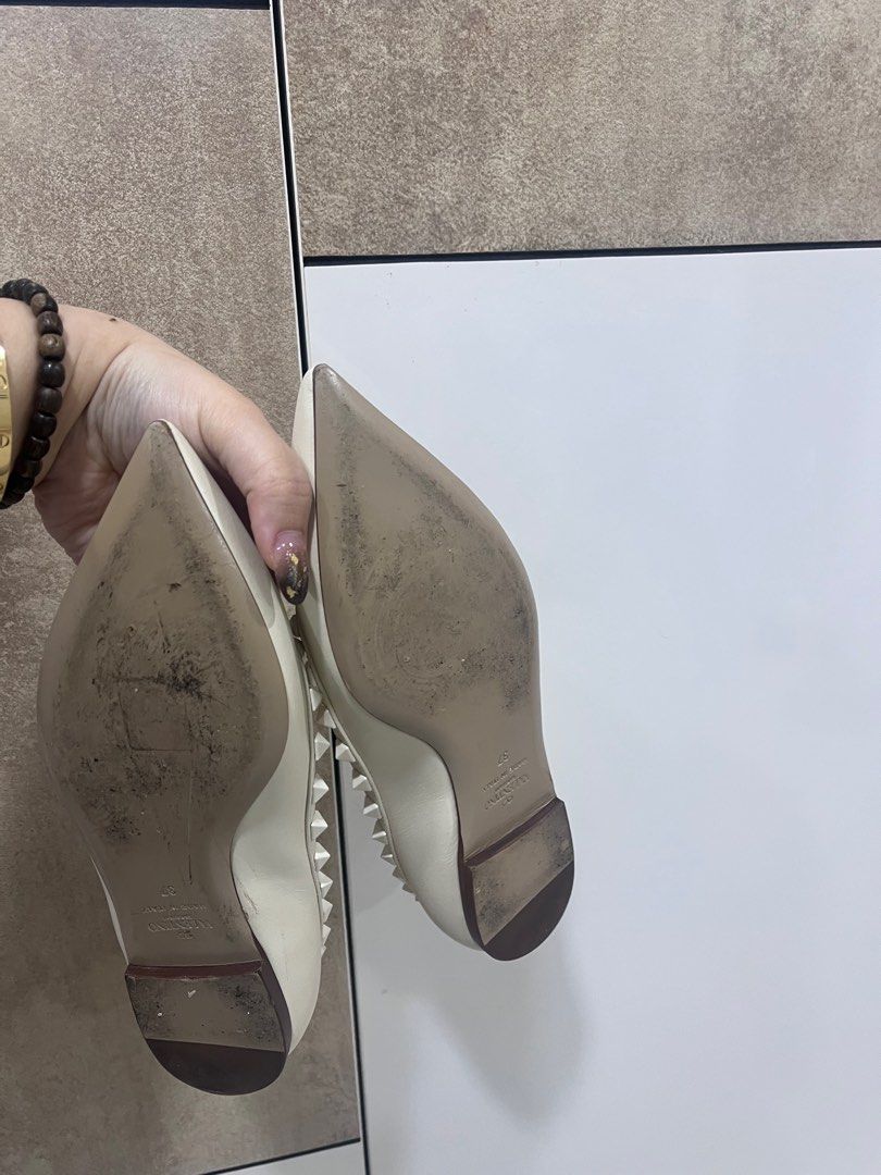 All white flats outlet