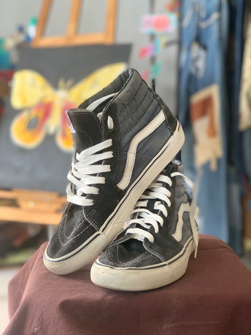 Beat up vans sk8 hi discount