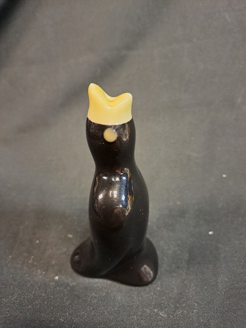 Vintage Pie Funnel Bird, Black Bird, Crow, Yellow Beak & Eye, Pie Bird