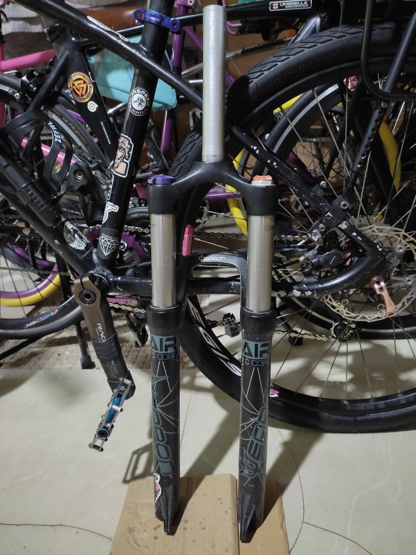 Weapon tower air hotsell fork 27.5 price