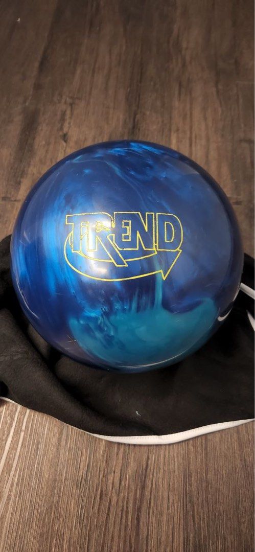 (WTS) 14LBS STORM TREND BOWLING BALL Sports Equipment Sports Games