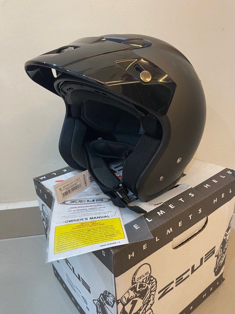 Zeus helmet, Motorbikes on Carousell