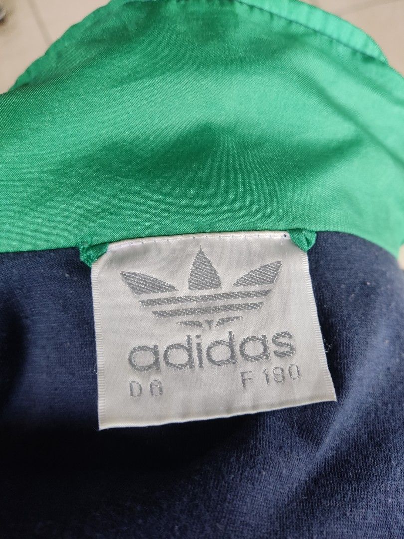 ADIDAS D6 F180 VTG WINDBREAKER Men s Fashion Activewear on