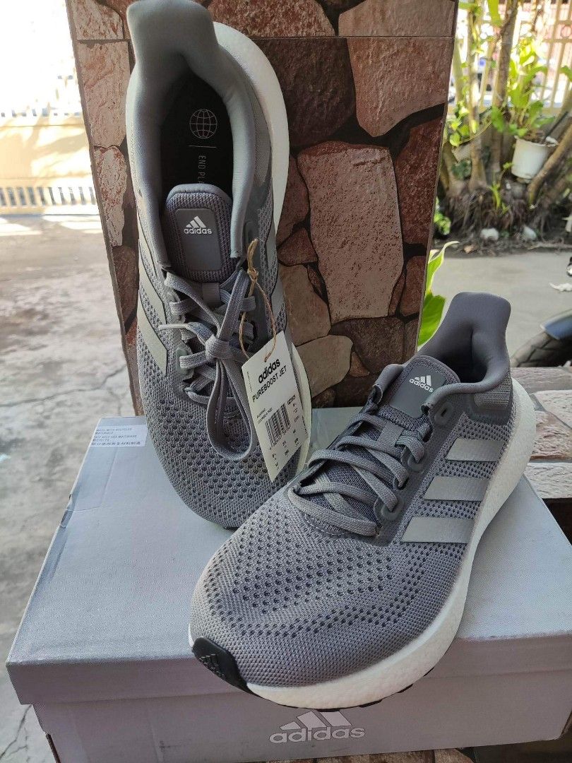Adidas pureboost 22 shoes (Category: Sneakers) located in Asingan. Submitted by gonzalesvangielynfaith (Listing ID 1218010871, Image 1). Description: 💯 original us 10 men (28cm).