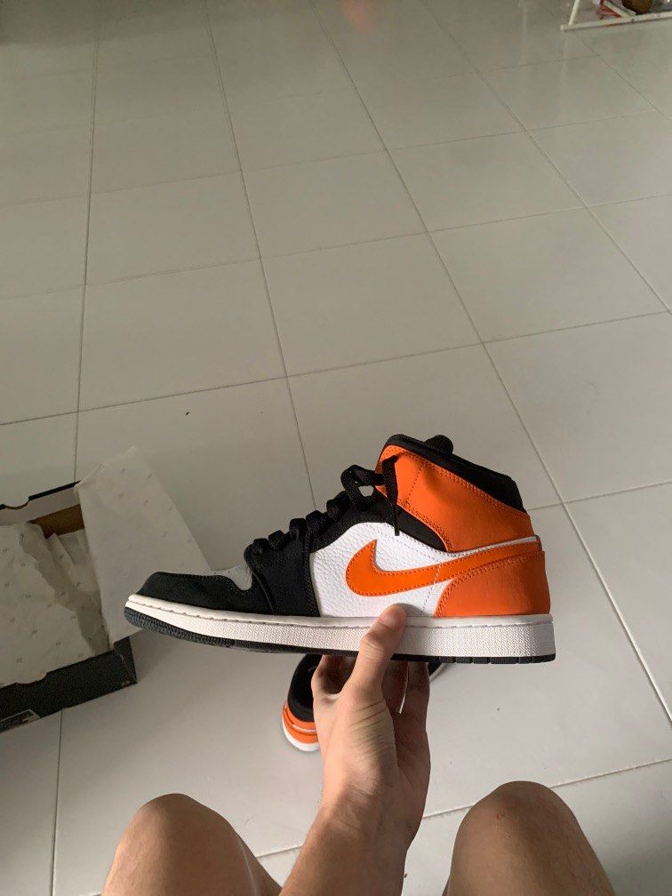 aj1 mid sbb