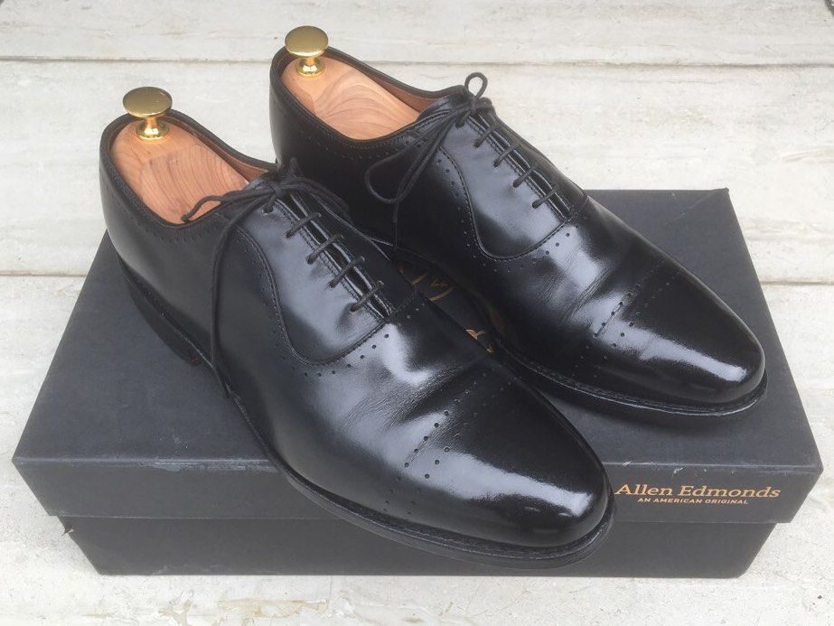 Allen Edmonds Vernon Perforated Oxford Black US9D Goodyear Welted