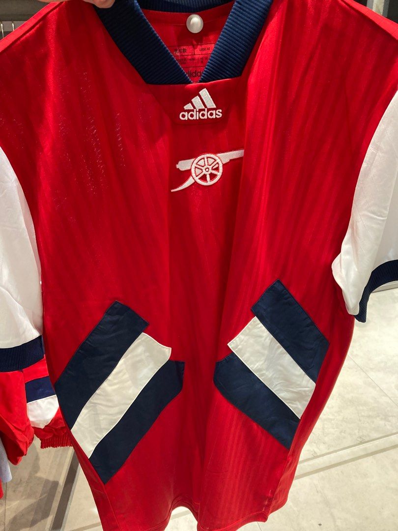 Arsenal shop icon jersey