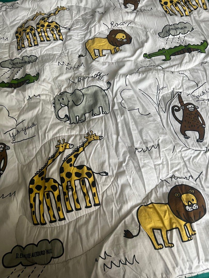 Baby Crib Comforter set - jungle Theme (Category: Cots & Cribs) located in Quezon City. Submitted by liz.ty (Listing ID 1218048565, Image 2). Description: Brand: Owen 100% cotton Used a few times only. In perfect condition. As is from the photo. No stains whatsoever What’s included: 1 x pillow & 1 x comforter .