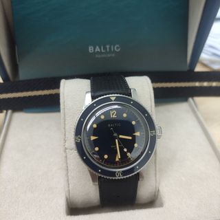 (Category: ) located in . Submitted by GonzoWatch (Listing ID 1218076497, Image 1). Description: .
