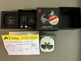 （分類：）位於 。 由 raylamplayer 提交（商品編號 1218149708，圖片 1）。簡介： 。