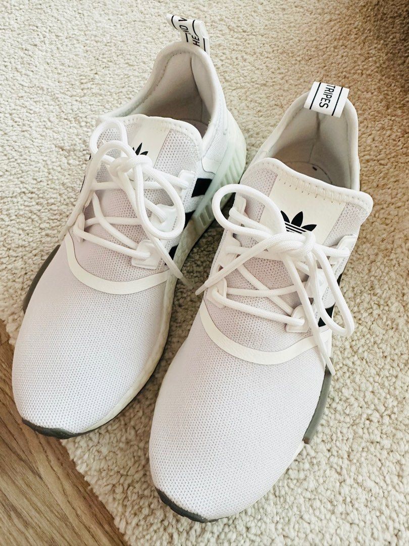 brand new adidas NMD unisex size UK6.5 color cloud white