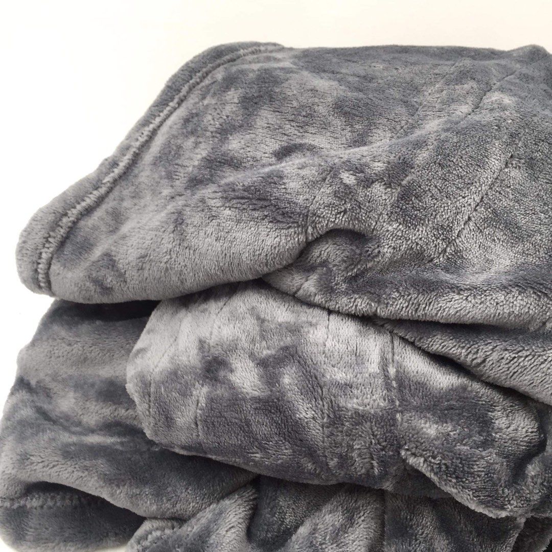 BROOKSTONE Ultra Soft Plush Electric Heated Throw Blanket Furniture Home Living Furniture Bed Frames Mattresses on Carousell